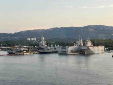トゥーロンとラ・セーヌ・シュル・メール (Toulon/ La Seyne sur Mer)